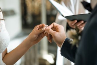 Objavte ideálny zásnubný prsteň pre vašu vyvolenú