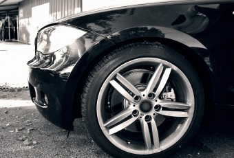 Zvýšte bezpečnosť vášho vozidla počas jazdy rituálmi správnych vodičov